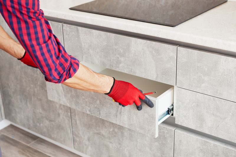 Kitchen Cabinet Makeover